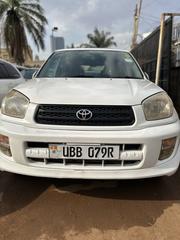 Toyota RAV4 2005 White for sale