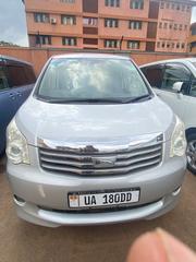 Toyota Noah 2.0 143hp AWD (8 Seater) 2012 Silver for sale