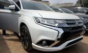 Mitsubishi Outlander 2017 White for sale