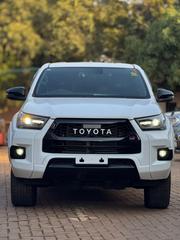 Toyota Hilux 2023 White for sale