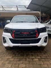 Toyota Hilux 3.0 D-4D 4x4 2015 White for sale