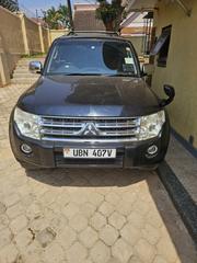 Mitsubishi Pajero 3.0 2011 Black for sale