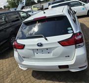 Toyota Corolla Fielder 1.5 Hybrid FWD 2018 White for sale