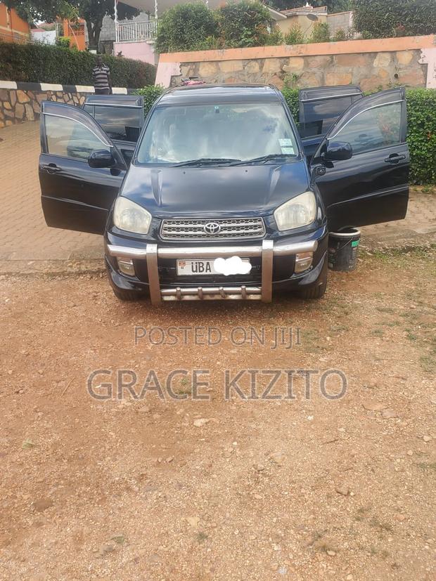 Toyota RAV4 Automatic 2003 Black