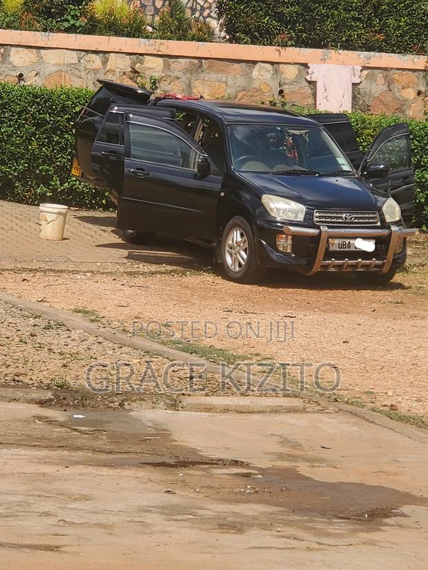 Toyota RAV4 Automatic 2003 Black