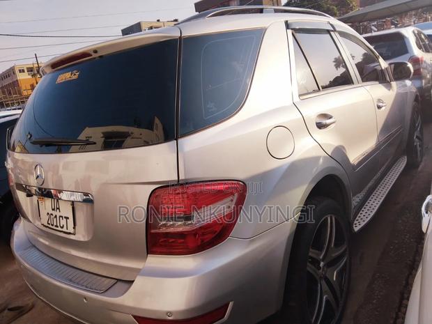 Toyota Land Cruiser 2009 Silver