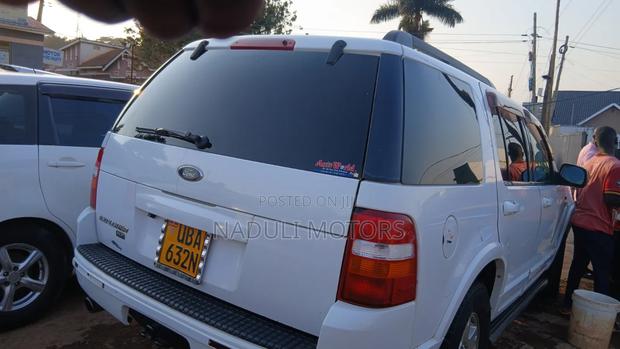 Ford Explorer 2007 White
