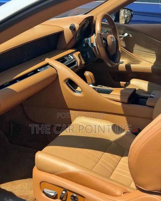 Lexus LC 500h RWD 2018 White