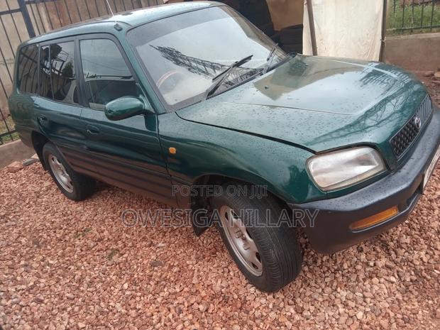 Toyota RAV4 2001 Black