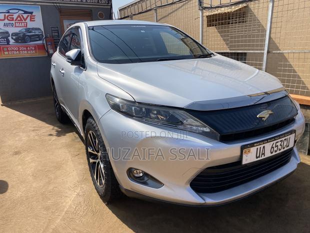 Toyota Harrier 2020 Silver