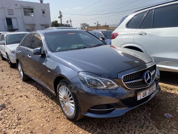 Mercedes-Benz C200 2009 Blue
