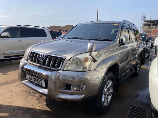 Toyota Land Cruiser Prado 2018 Gray