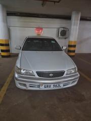 Toyota Premio 2001 White for sale