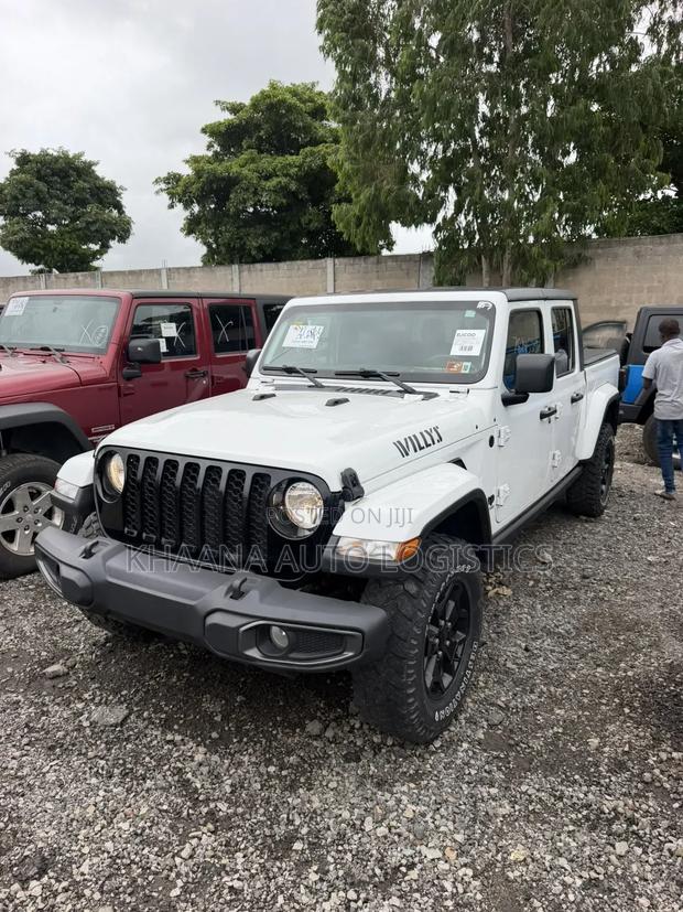 Jeep Gladiator Willys 2021 White