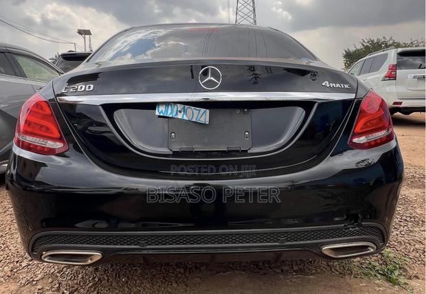 Mercedes-Benz C200 2018 Black