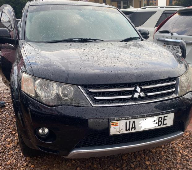 Mitsubishi Outlander ES 2011 Black