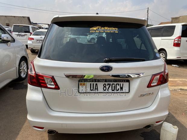 Subaru Exiga 2018 White
