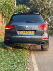 Volkswagen Touareg 2013 Gray for sale