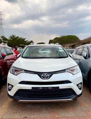Toyota RAV4 XLE 4dr SUV AWD (2.5L 4cyl 6A) 2018 White for sale
