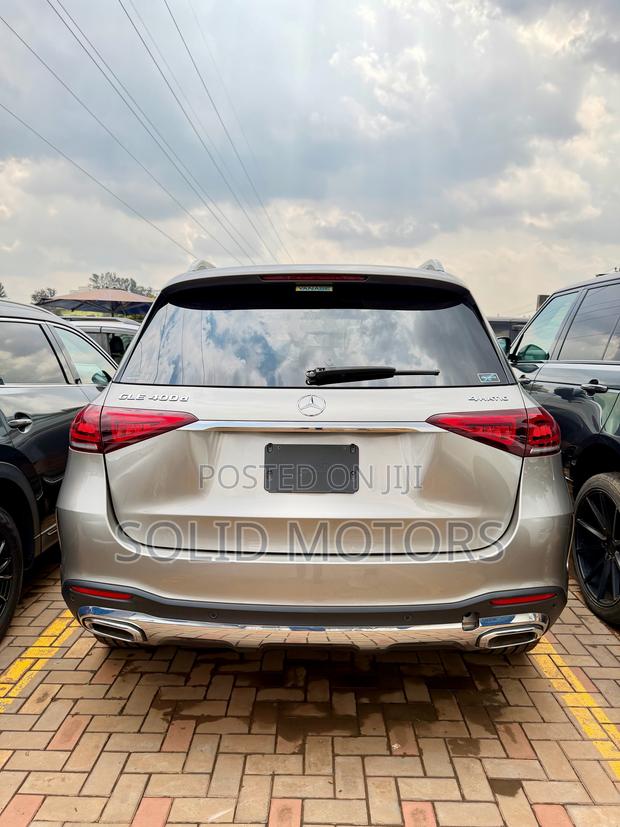 Mercedes-Benz GLE-Class GLE 400d 4MATIC 2020 Gold