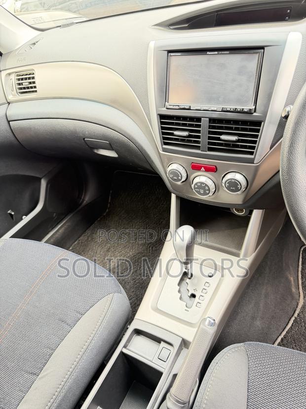 Subaru Forester 2.0D X 2012 Silver