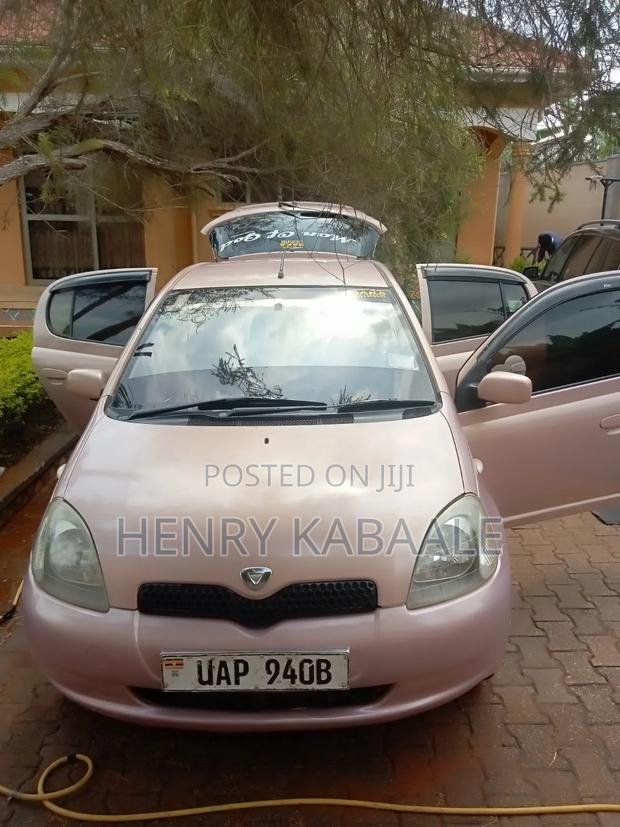 Toyota Vitz 1.0 FWD 3dr 2000 Pink