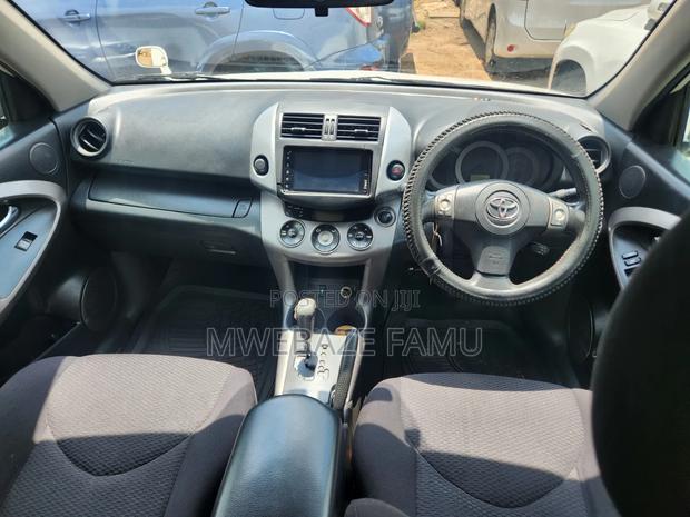 Toyota RAV4 2008 White