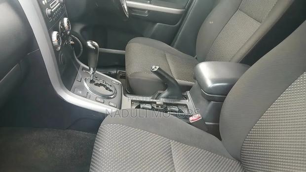 Suzuki Escudo 2006 Silver
