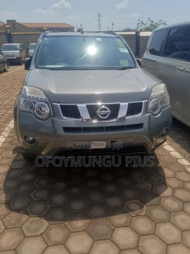 Nissan X-Trail 2013 Green