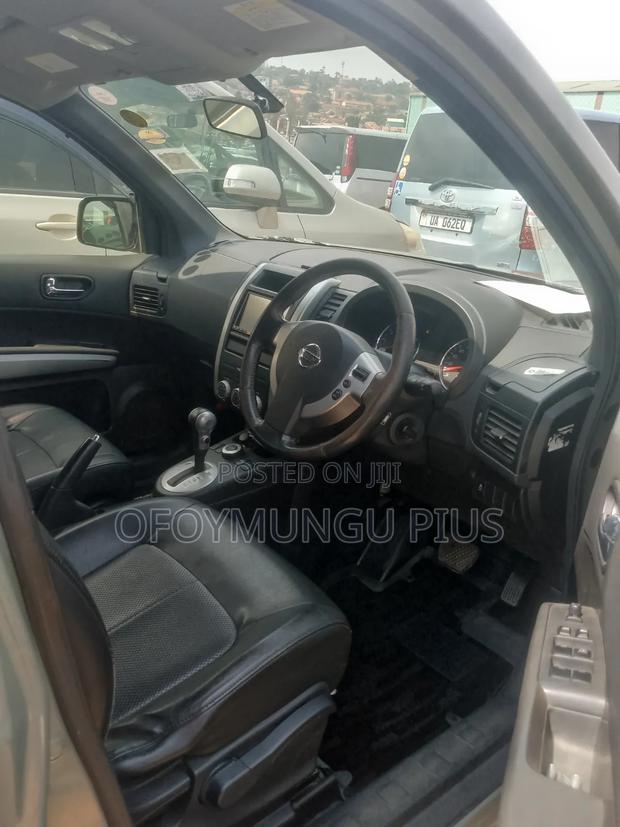 Nissan X-Trail 2013 Green