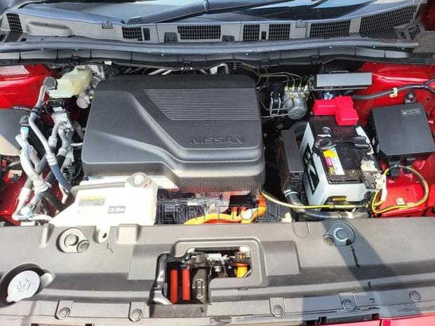 Nissan Leaf S 2017 Burgundy