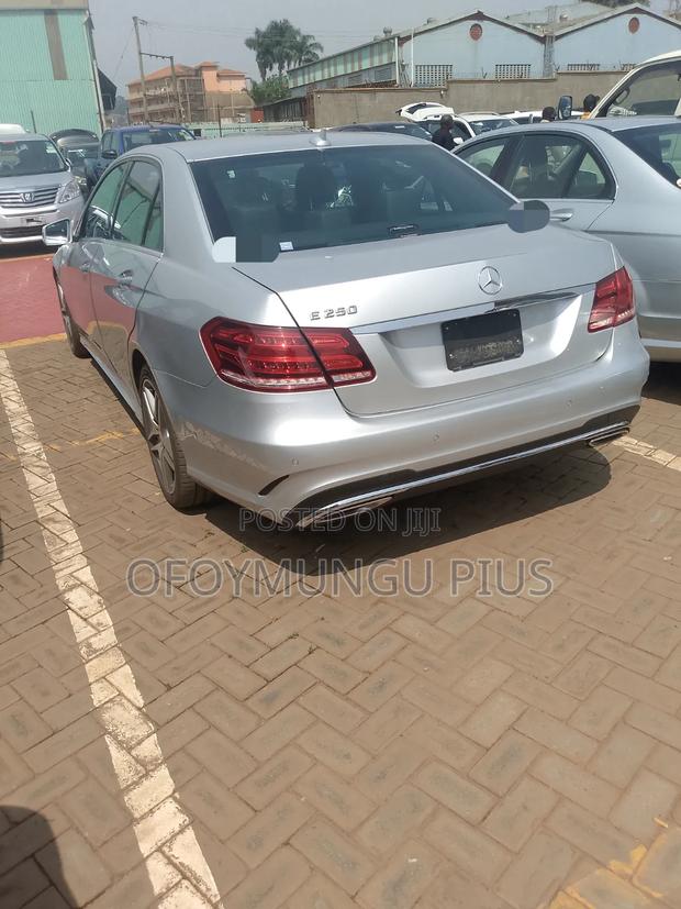 Mercedes-Benz E250 2015 Silver