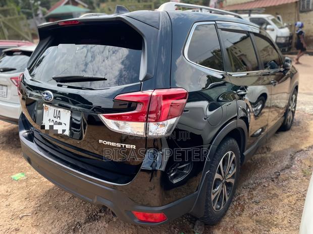 Subaru Forester 2018 Black