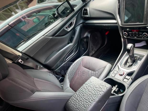 Subaru Forester 2018 Black