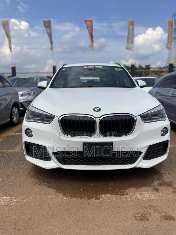 BMW X1 sDrive28i FWD 2017 White