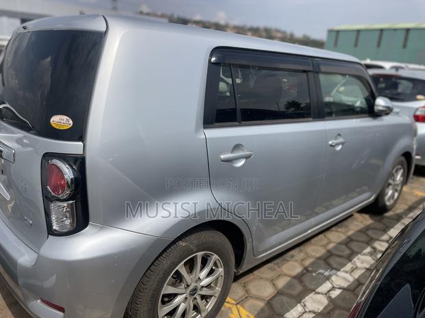 Toyota Corolla Rumion Hatchback 1.5 FWD 2012 Silver