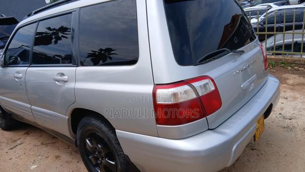 Subaru Forester 2000 Silver