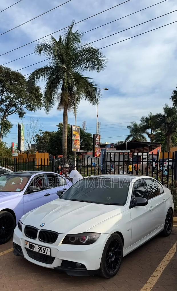 BMW 320i 2014 White