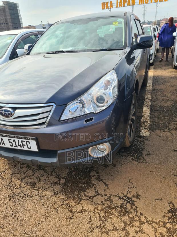 Subaru Outback 2012 Black