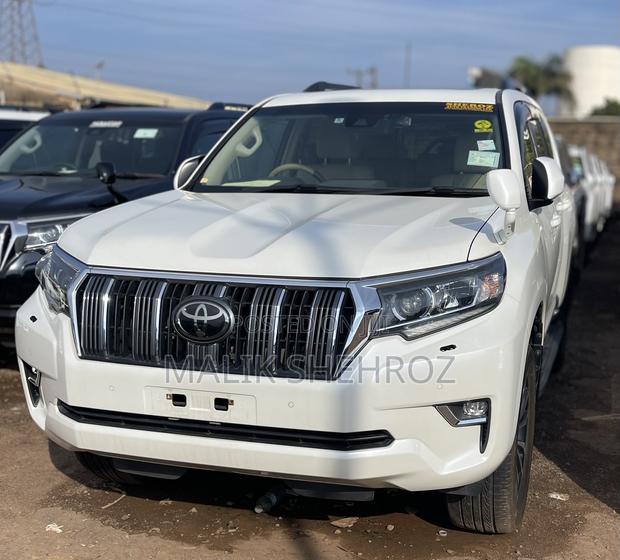 Toyota Land Cruiser Prado 2.7 2018 White