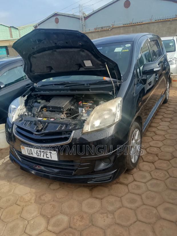 Toyota Passo Sette 2011 Black