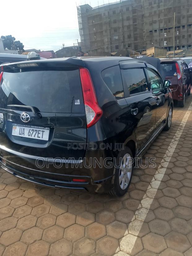 Toyota Passo Sette 2011 Black