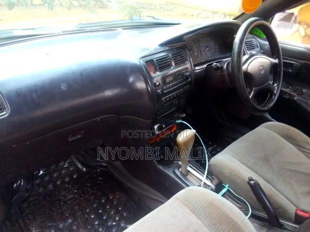 Toyota Corolla 1996 Silver