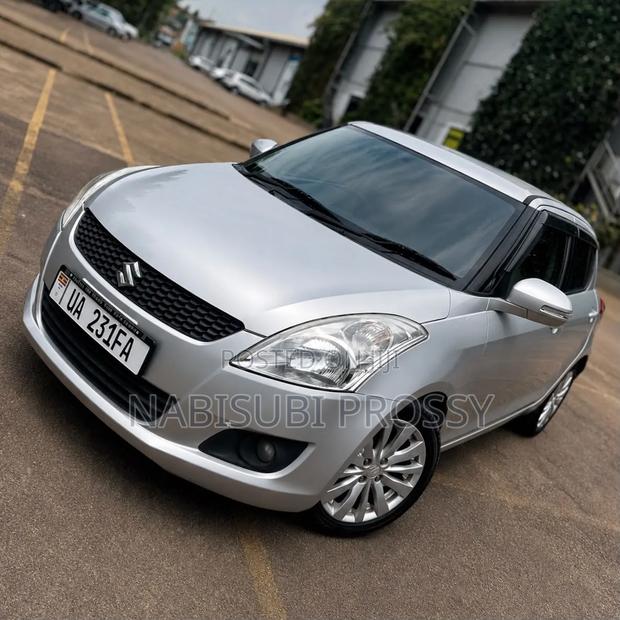 Suzuki Swift 2012 Silver
