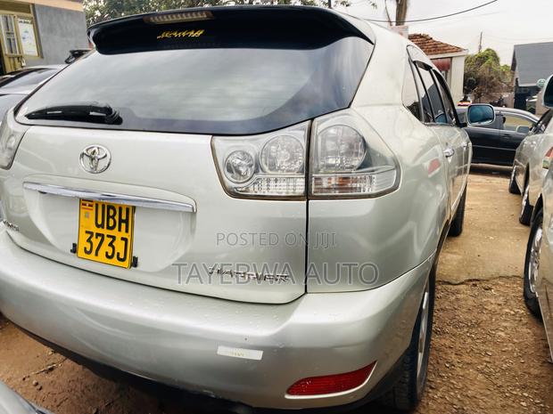 Toyota Harrier 2.4 2008