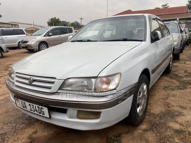 Toyota Premio 2006 White