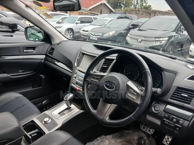 Subaru Legacy 2011 Black
