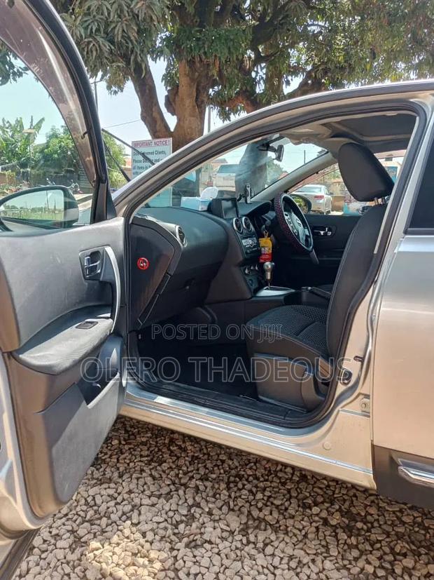 Nissan Dualis 2011 Silver