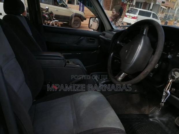 Toyota Land Cruiser 1998 Black