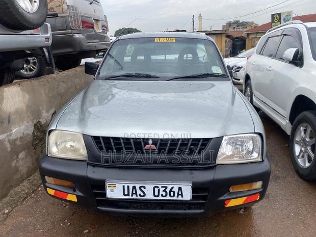 Mitsubishi L200 2008 Silver